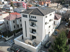 Duplex de Vis în Inima Orașului