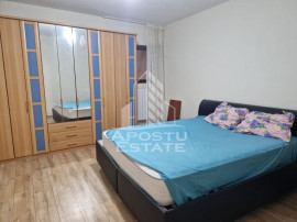 Apartament cu 3 camere ,80 mpu semidecomandat ,Parneava P...