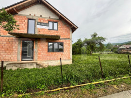 Casa spatioasa cu 4 camere, 150 mp, 10 ari teren / Schimb cu
