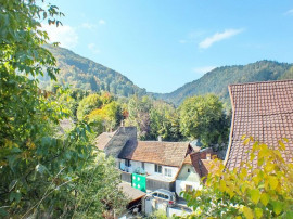 Teren Intravilan - Pozitionare Centrala