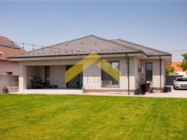 Casa noua la sol de in Livada