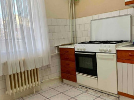 Apartament cu 3 camere in zona Dacia