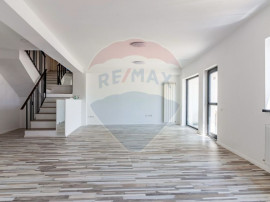 Casă / Vilă in Corbeanca, toate utilitatile, strada pri...