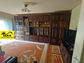 Republicii, zona Marinex, 4camere, etaj 3