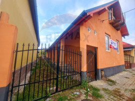 Casă de v&acirc;nzare &icirc;n Dumbrăveni, str. Horea