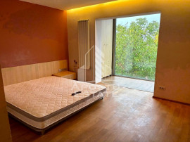 Apartament 2 camere , Centrala proprie , Bucovina