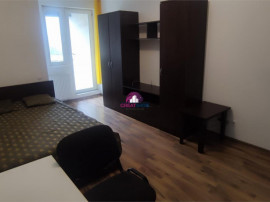 &Icirc;nchiriere garsoniera zona 1 Decembrie