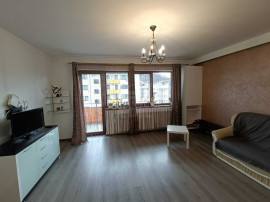 Apartament 2 camere,semidecomandat,zona SubCetate