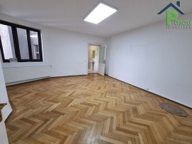 Spatiu comercial 4 camere Calea Victoriei, str. Franklin, 85 mpu