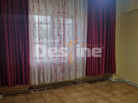 APARTAMENT DE VANZARE CU 3 CAMERE