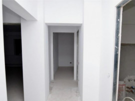 Apartament 3 camere, Parter,Tineretului