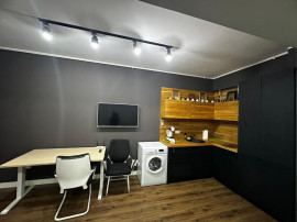 Statiunea Mamia , Garsoniera lux