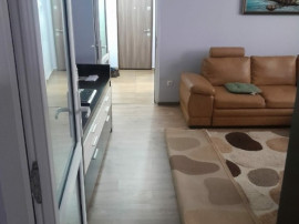Apartament Cu 2 Camere Semidecomandate - Parter - Zona George Enescu