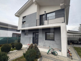 Casa Individuala, 4 camere, 120 mp + 500 mp teren - Bistrita