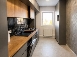 Structura decomandata, renovat, balcon tip loja, Bartolomeu,