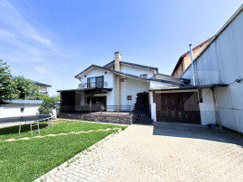Vilă cu 4 Dormitoare, Terasă mare și Garaj &ndash; Gata de Mu