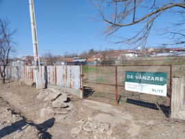 Teren Almăj, 1685 mp, deschidere 40m, cu utilități, 2 lot
