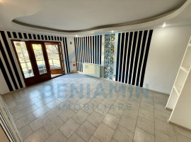 Spatiu comercial - parter - 50mp - vad - Regia de apa