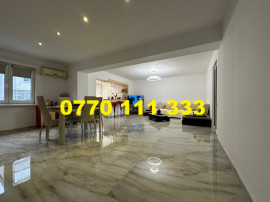 - Apartament 3 camere, zona Buzaului (B-uri), etaj 1.