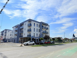 Apartament la cheie cu 3 camere si balcon zona Pictor Brana/