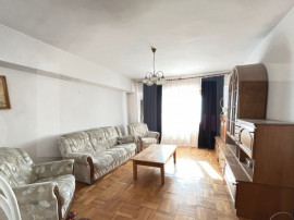 Apartament 3 camere &mdash; Zona Centrală Dorohoi