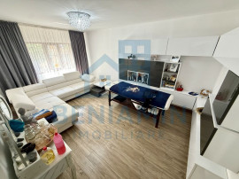 2 decomandate - etaj 1 - 52mp - 1980 - renovat - Craiovit...