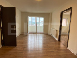 Apartament 4 camere complet renovat &ndash; 2 băi, 2 balcoane,