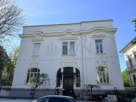 VILA IMPRESIONANTA l PRETABIL AMBASADA l RENOVATA l CURTE...