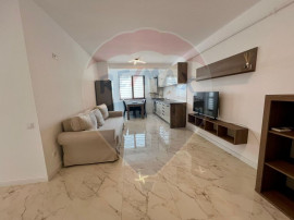 Apartament cu 3 camere de v&acirc;nzare