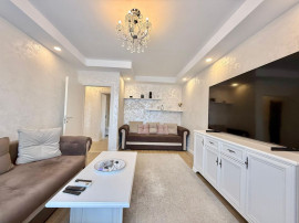 COSMOPOLIS - Apartament cu 3 camere, mobilat si utilat.