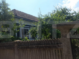 Casă renovată de v&acirc;nzare &icirc;n Sat Urzica Mare, aproape de