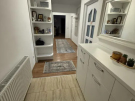 Apartament Cu 2 Camere Decomandate Zona Burdujeni