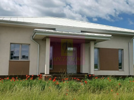 Gulia, casă nouă parter 4 camere, curte 514 mp