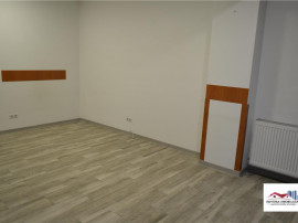 Ap. Nou 3 Camere 2 Bai si Parcare Privata de Inchiriat Zona
