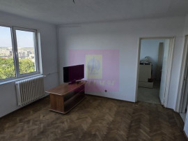 Apartament 3 camere de vanzare in Ploiesti, zona Cameliei