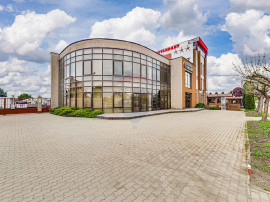 Spațiu cu destinații multiple în orașul Pecica