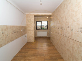 Apartament cu 4 camere - decomandat - Pitești - Comision 0