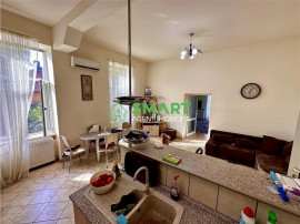 Apartament 3 camere cu centrala proprie. Arad, zona Centrala