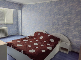 Apartament cu 3 camere decomandat in Deva, zona Eminescu (Politie)