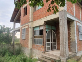 PAULESTI| Casă P+1,nefinisata |Priveliște superbă |110000
