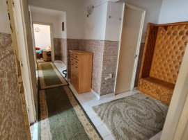 Apartament de vanzare in Constanta, Poarta 6 - 3 camere, 74 mp