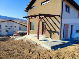 Duplex 154 mp, teren 250 mp, garaj, zona Auchan, Iris