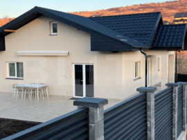 Casa noua, 3 camere, plan parter, 120mp construiti, 550mp te