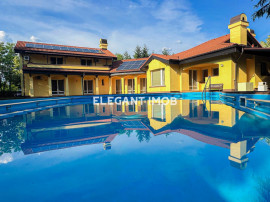Vila superba cu piscina in Paradisul Verde