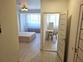 Inchiriez Garsoniera Intre Lacuri