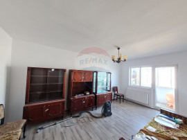 Apartament cu 3 camere de v&acirc;nzare &icirc;n zona Central