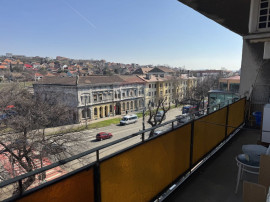 Apartament cu 2 camere de &icirc;nchiriat pe strada Piața Buc...