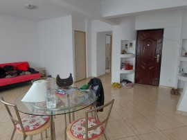 Mioritei (colegiul Karpen)-apartament 3 camere Dec-2 bai-centrala-70mp