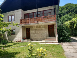 CASA 5 CAMERE, TEREN 600 MP, CAMPULUNG