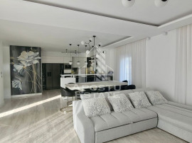 Casa individuala moderna cu 4 camere,2 bai, in Mosnita